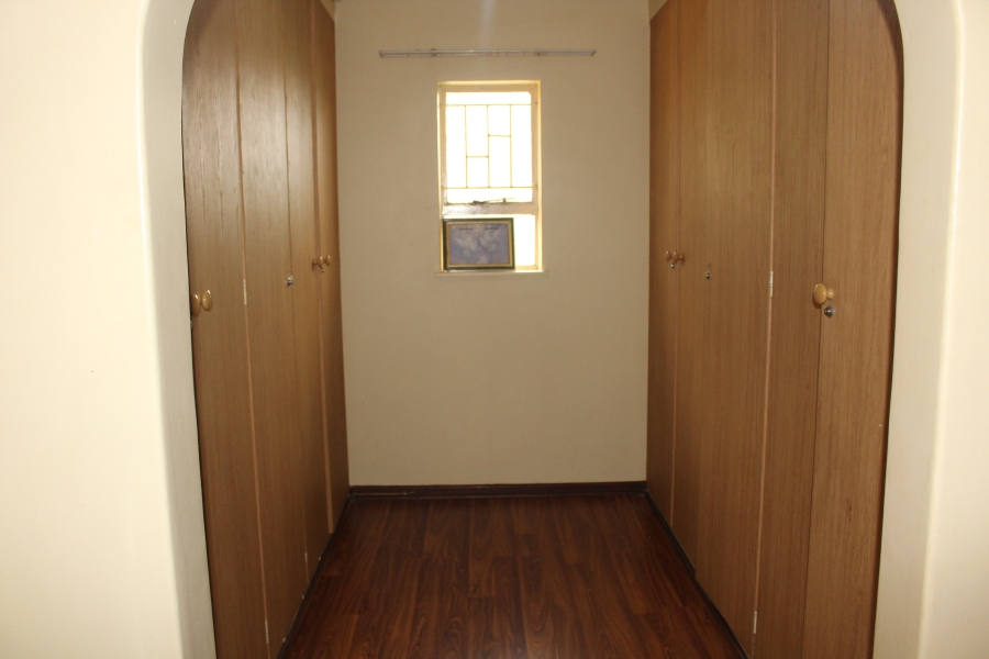 4 Bedroom Property for Sale in Mooinooi North West